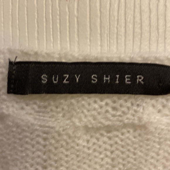 Grey white and black cardigan size Lg EUC - Picture 2 of 5